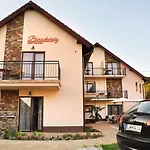 Apartament Barackvirag Apartmanhaz