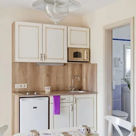 Appartement Barackvirag Apartmanhaz Tihany