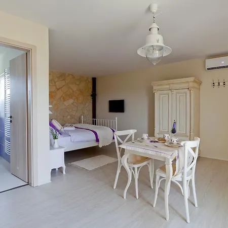 Lejlighed Barackvirag Apartmanhaz Tihany