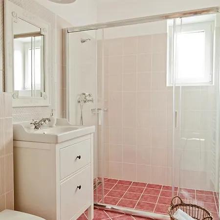 Appartement Barackvirag Apartmanhaz *