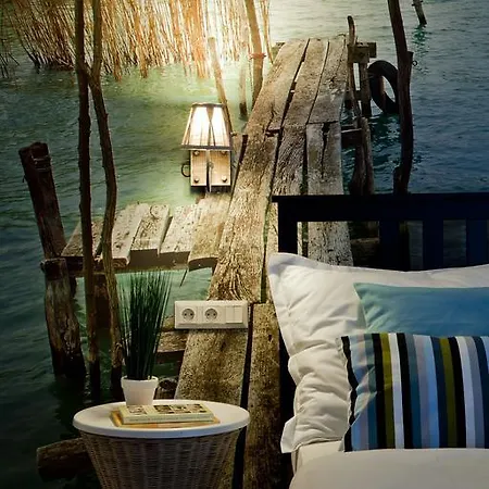 Barackvirag Apartmanhaz