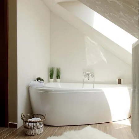 Barackvirág Apartman *