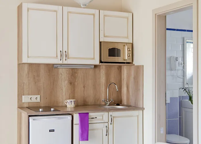 Barackvirag Apartmanhaz Διαμέρισμα *