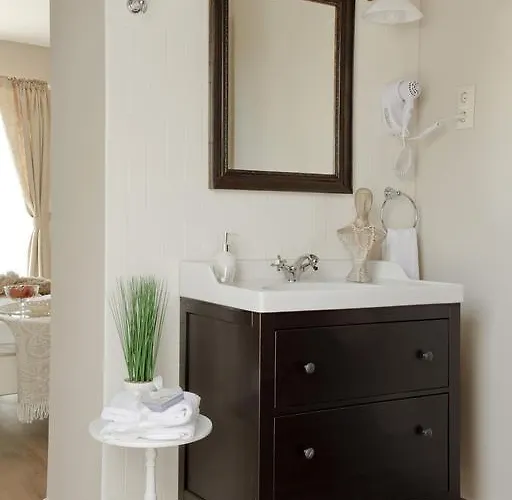 Barackvirag Apartmanhaz