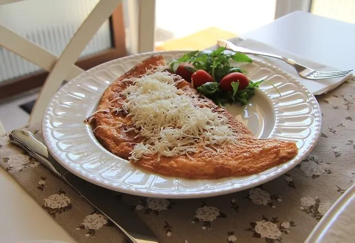 Barackvirag Apartmanhaz