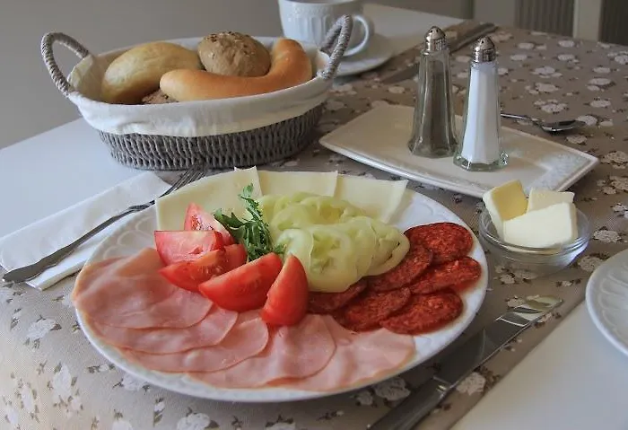 Barackvirag Apartmanhaz Apartmán *